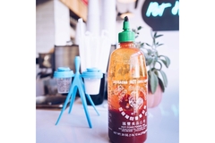 Image Sriracha sauce
